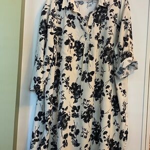 Women’s short dress/long blouse